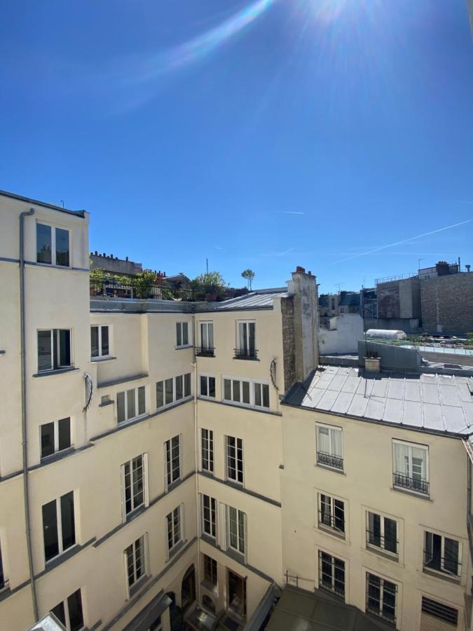 Appartement Artiste Atelier Bail Mobilite Palais Royal Parijs